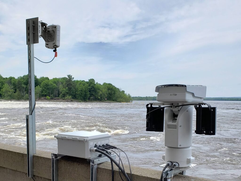 Camera short range radar for enhanced MDA